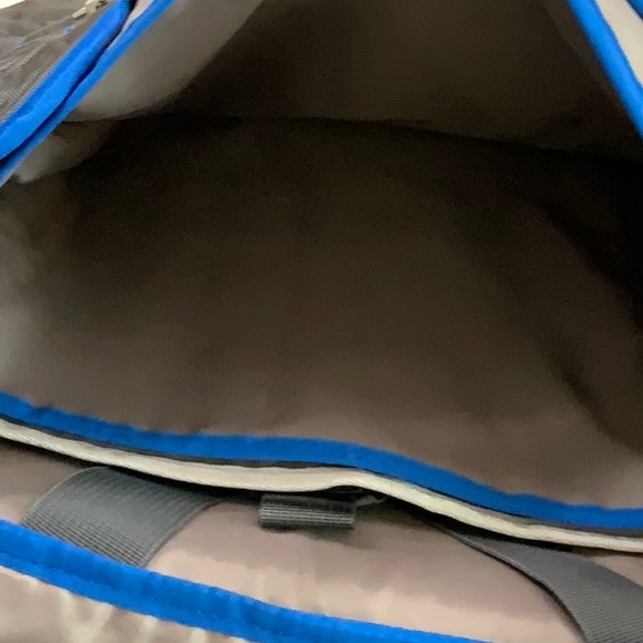 Jansport CURBSIDE messenger - Forge Grey/New Gunsmoke grey - Picture 9 of 16